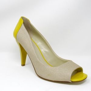 NINE WEST Evachen Taupe & Linen Heels Size 8M
